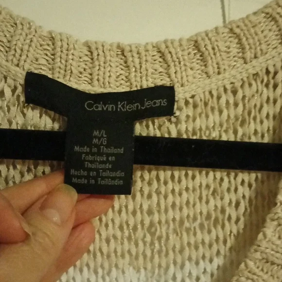 Calvin Klein sweater - Picture 2 of 4